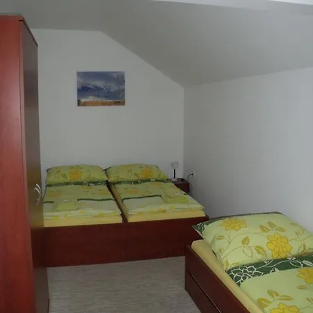 Pensionat Farmer Kapusany